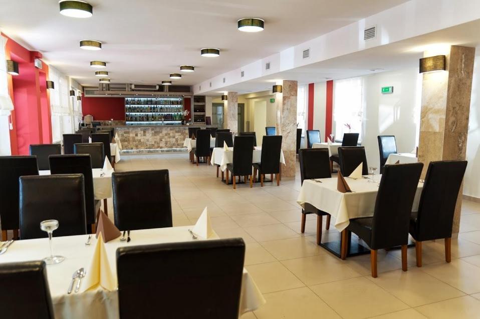 Vistula Hotel Swiecie  Exterior photo
