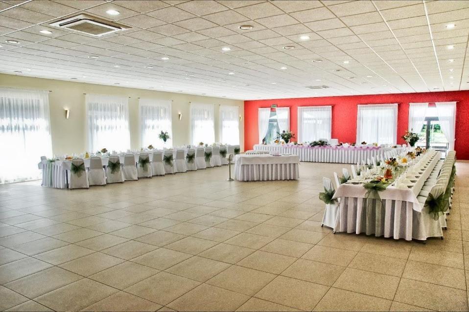 Vistula Hotel Swiecie  Exterior photo